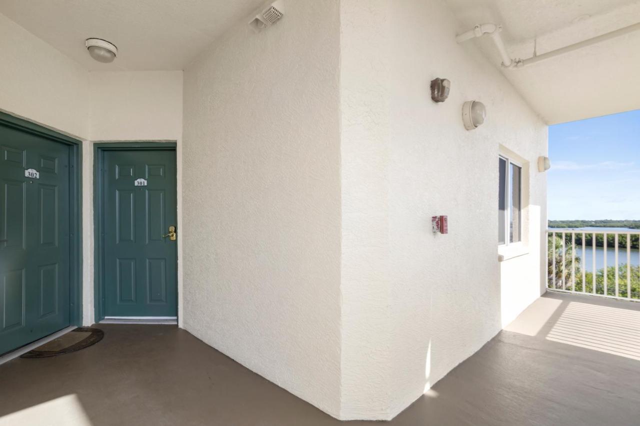 Oceanfront Luxury Condo! Mins To Beach! Rum Bar Next Door! São Petersburgo Exterior foto