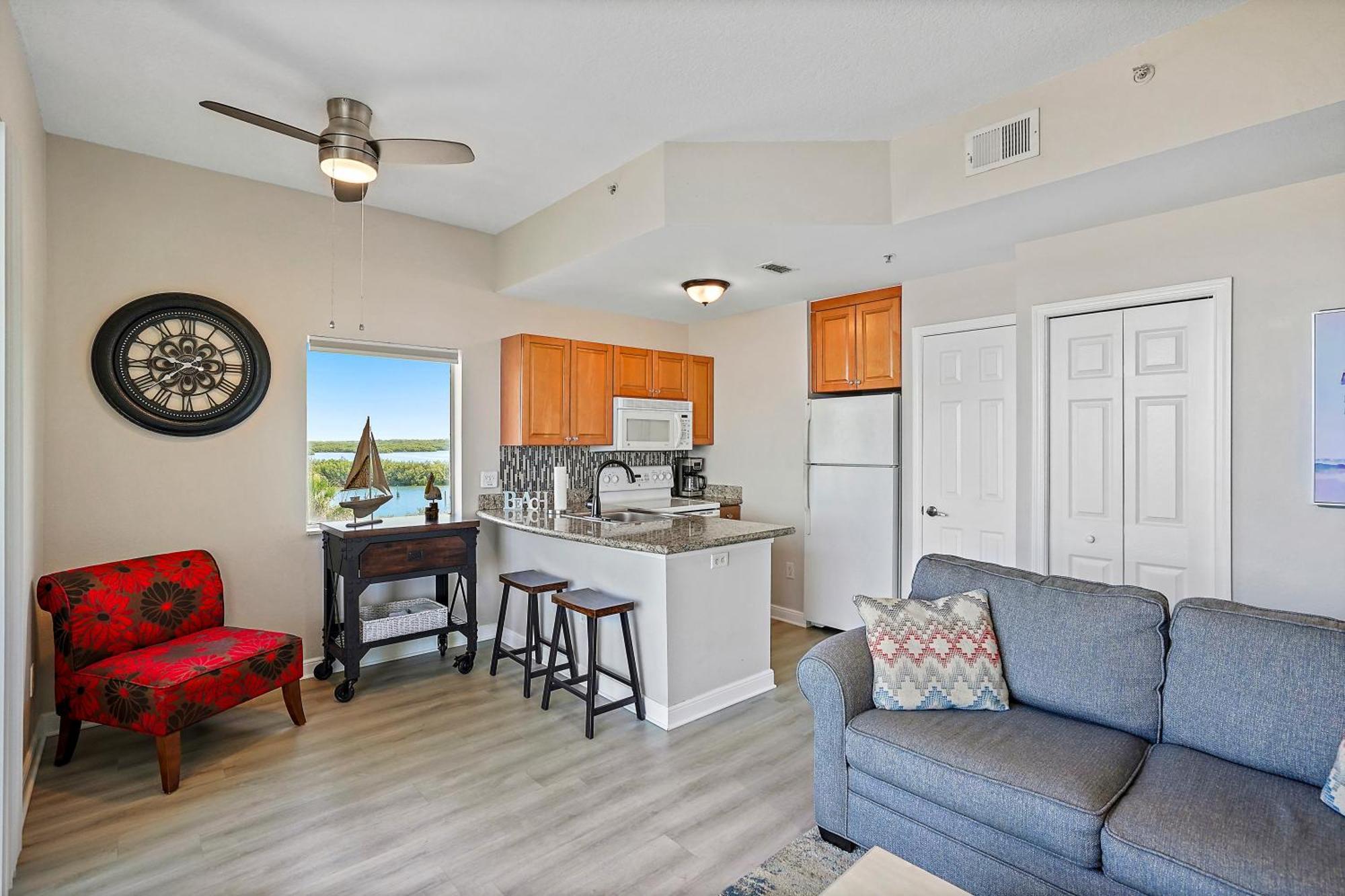 Oceanfront Luxury Condo! Mins To Beach! Rum Bar Next Door! São Petersburgo Exterior foto