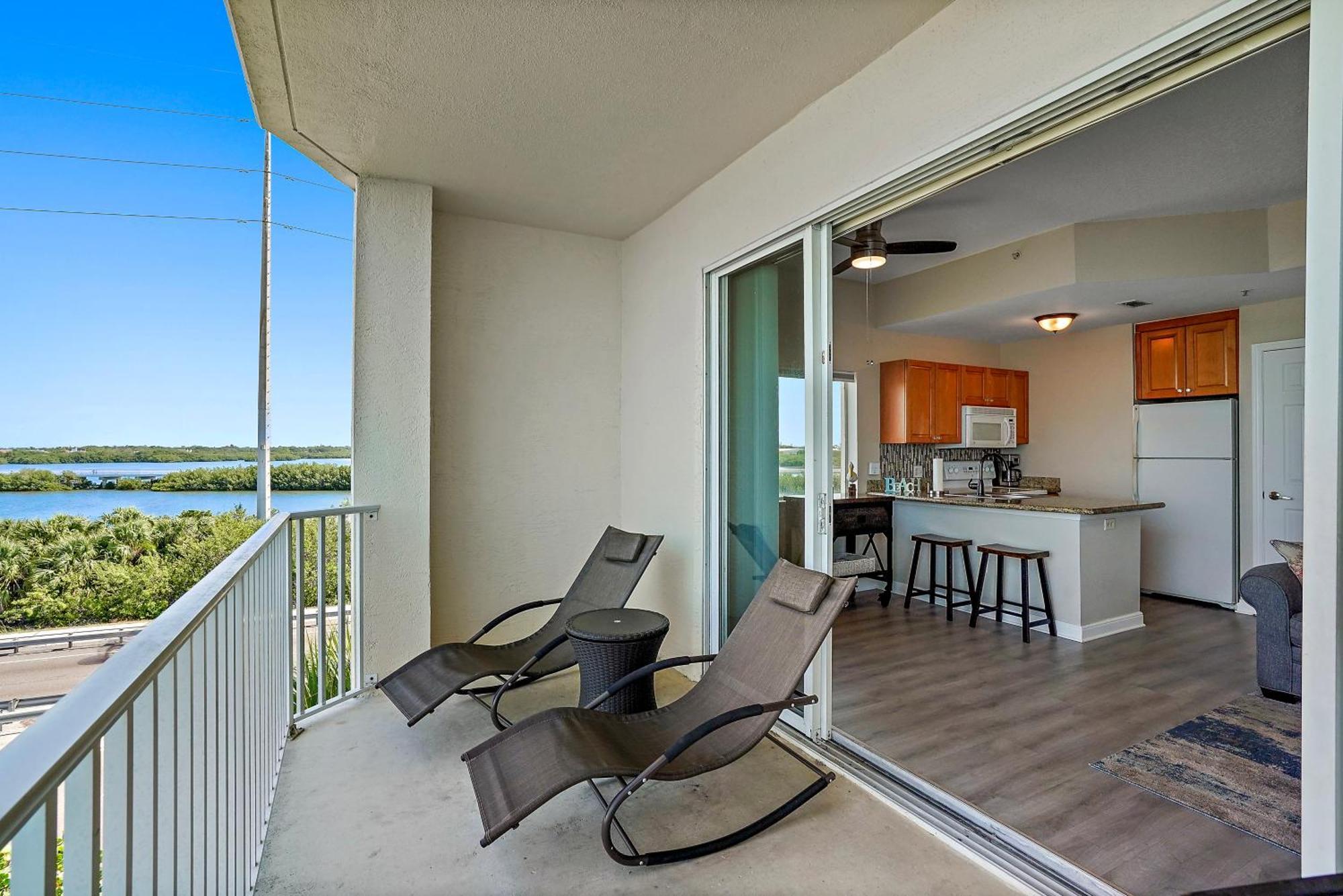 Oceanfront Luxury Condo! Mins To Beach! Rum Bar Next Door! São Petersburgo Exterior foto
